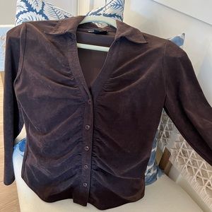 Snoskins Brown Button Down V neck long sleeve Shirt size small